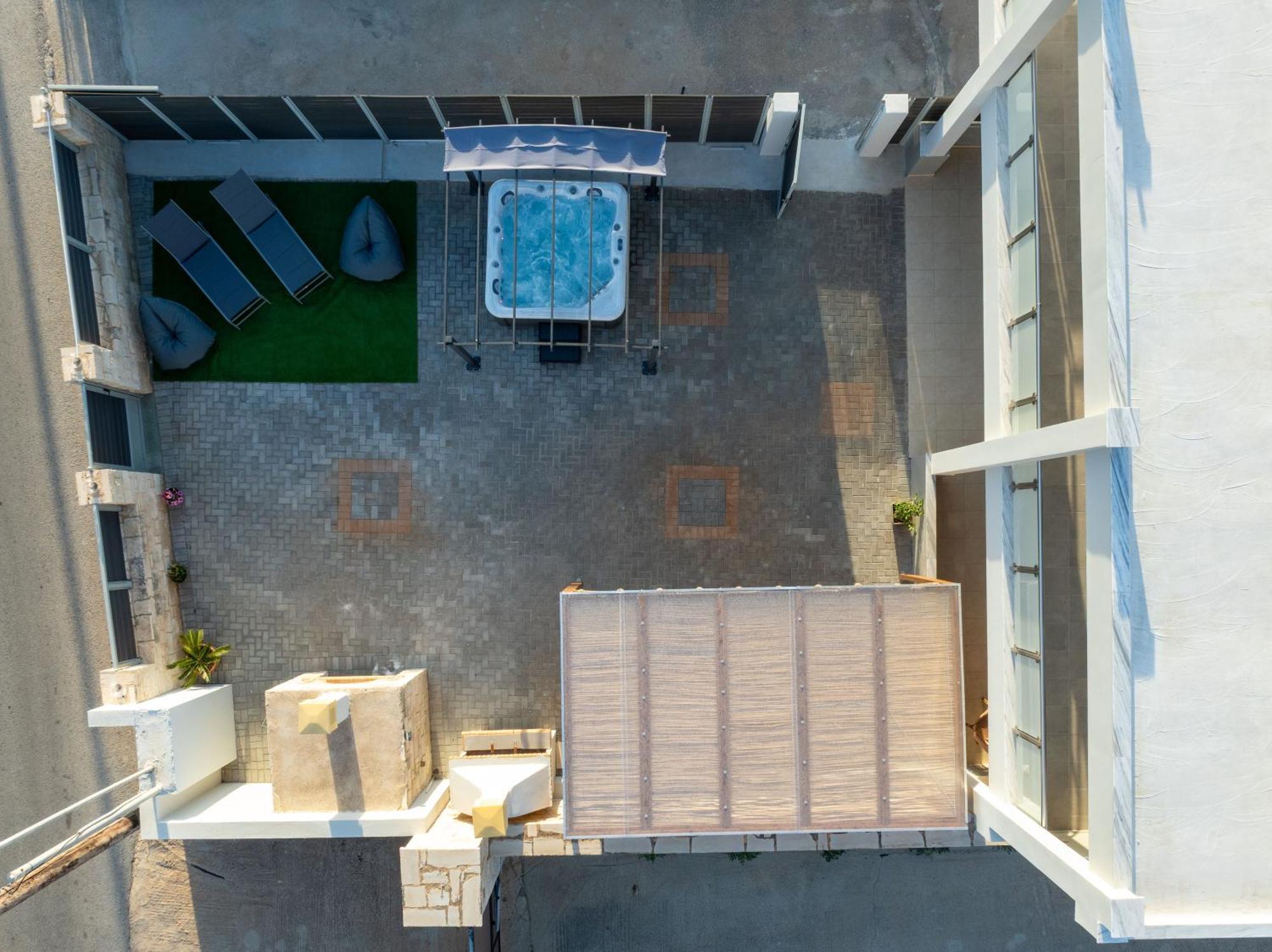 Md Residence Near The Beach W Bbq And Private Parking แอร์ซอนิสซอส ภายนอก รูปภาพ